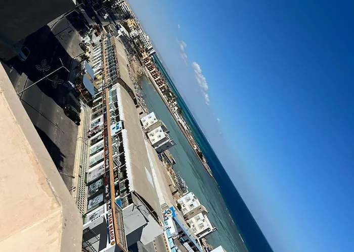 Sea View 2*